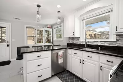 51 Spring St, Stoneham, MA 02180 - Photo 11