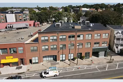 815 Somerville Ave, Cambridge, MA 02140 - Photo 5