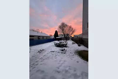 1350 Rodman St, Fall River, MA 02721 - Photo 17