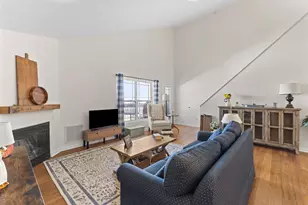 218 Reservoir St, Holden, MA 01520 - Photo 3