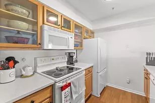 218 Reservoir St, Holden, MA 01520 - Photo 9