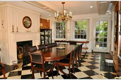 51 Pinckney St, Boston, MA 02114 - Photo 7