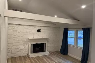 132 Woodsbury Rd, Rockland, MA 02370 - Photo 3