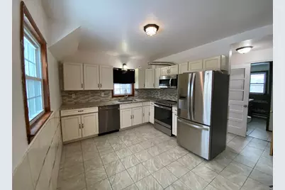 79 19th  Street #B, Lowell, MA 01850 - Photo 9