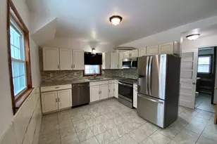 79 19th St, Lowell, MA 01850 - Photo 9