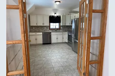 79 19th  Street #B, Lowell, MA 01850 - Photo 7