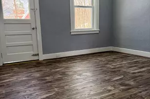 23 Trafalgar Sq, Barre, MA 01005 - Photo 9