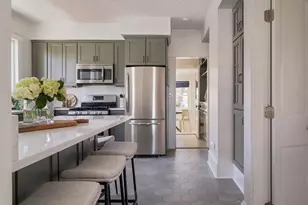 182 Maplewood St, Watertown, MA 02472 - Photo 13