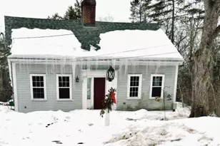 36 Healdville Rd, Hubbardston, MA 01452 - Photo 1