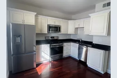 290 Broadway #2, Somerville, MA 02145 - Photo 1