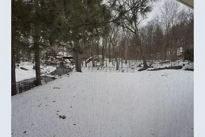 8 Sycamore Cir, Millbury, MA 01527 - Photo 11