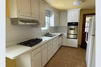 8 Sycamore Cir, Millbury, MA 01527 - Photo 17