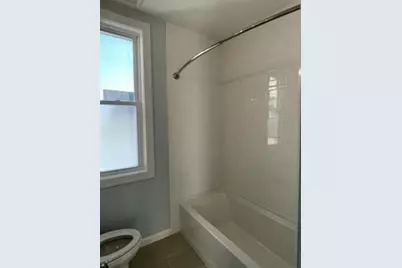62 Elliot St #2, Worcester, MA 01605 - Photo 5