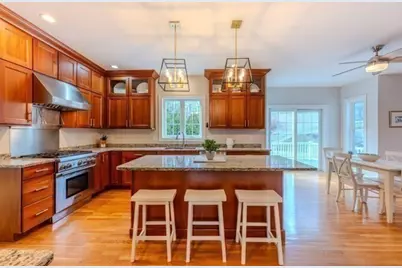 17 Lavoie Ln, Middleton, MA 01949 - Photo 13