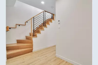 159 W 9th #1, Boston, MA 02127 - Photo 15