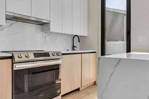 159 W 9th, Boston, MA 02127 - Photo 3