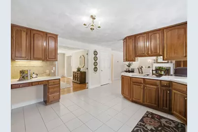 61 Abbott St, North Andover, MA 01845 - Photo 7