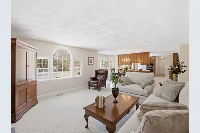 61 Abbott St, North Andover, MA 01845 - Photo 11