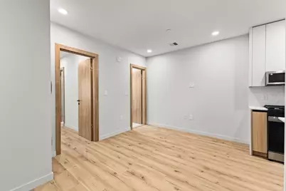 653 E 7th #3, Boston, MA 02127 - Photo 3