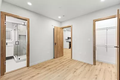 653 E 7th #3, Boston, MA 02127 - Photo 9