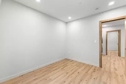 653 E 7th #3, Boston, MA 02127 - Photo 13