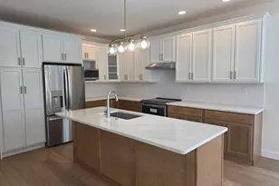 15 Fidelity Dr, Rutland, MA 01543 - Photo 3