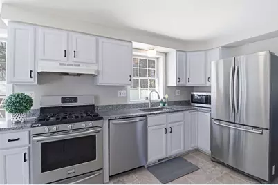 11 Joseph Ave, Dracut, MA 01826 - Photo 9