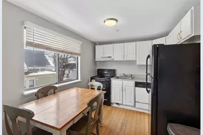 10-16 Stephen St #5, Lynn, MA 01902 - Photo 9