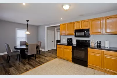 28 Porter St, Springfield, MA 01104 - Photo 17