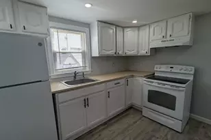 29 Parker St, Worcester, MA 01610 - Photo 3