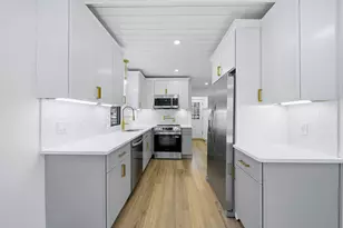 26 Rivulet St, Uxbridge, MA 01569 - Photo 9