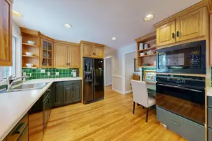 57 Colonial Rd, Medfield, MA 02052 - Photo 3