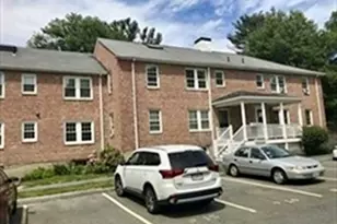 17 Hammond Pond Pkwy, Newton, MA 02467 - Photo 9