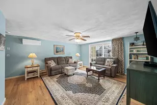 21 Herbert St, Wakefield, MA 01880 - Photo 9