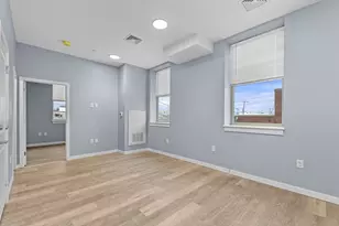 30 Beacham St, Everett, MA 02149 - Photo 5