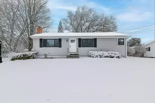 28 Ruth Dr, Marlborough, MA 01752 - Photo 1