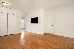 35 Story St, Boston, MA 02127 - Photo 3