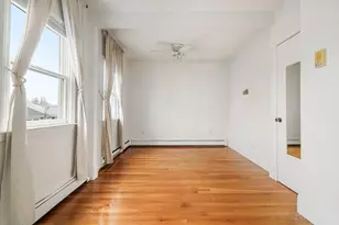 35 Story St, Boston, MA 02127 - Photo 9
