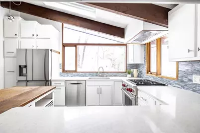 134 Rangeley Rd, Brookline, MA 02467 - Photo 5