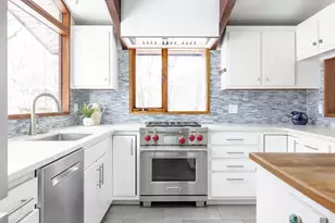 134 Rangeley Rd, Brookline, MA 02467 - Photo 7