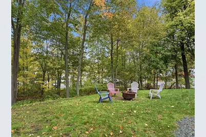 43 Hobart St #B, Danvers, MA 01923 - Photo 5