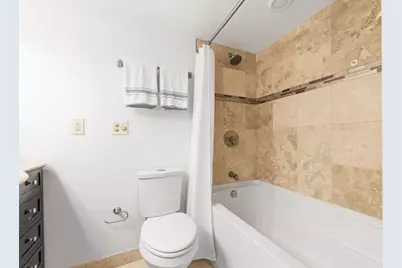 75 Fulton St #21, Boston, MA 02109 - Photo 15