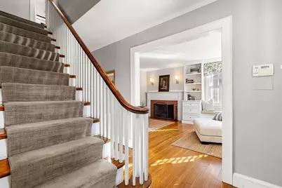 44 Allen Cir, Milton, MA 02186 - Photo 5