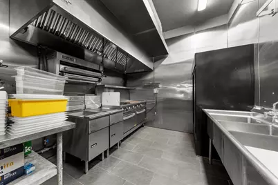 289 Acushnet Ave, New Bedford, MA 02740 - Photo 17