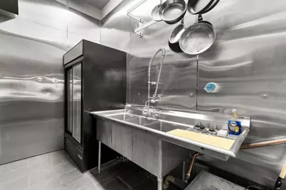 289 Acushnet Ave, New Bedford, MA 02740 - Photo 19