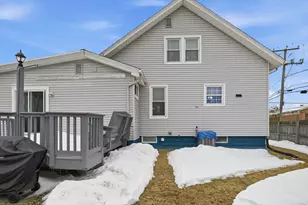 83 Oakdale St, Springfield, MA 01104 - Photo 33