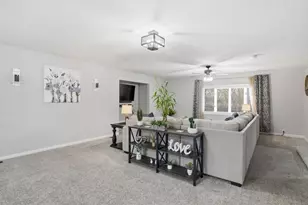 83 Oakdale St, Springfield, MA 01104 - Photo 7