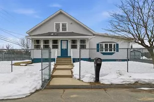 83 Oakdale St, Springfield, MA 01104 - Photo 1