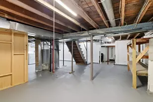 83 Oakdale St, Springfield, MA 01104 - Photo 31