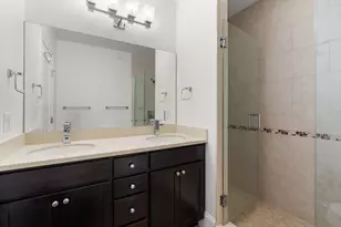 18 Robert St, Boston, MA 02131 - Photo 17